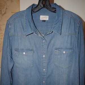 NWOT Jean shirt